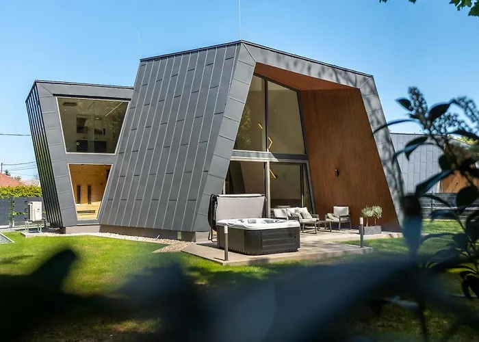 Kvarc Kabinok בית הארחה